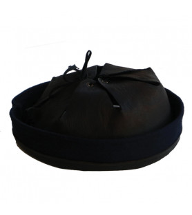 First type interior for Adrian helmet model 1915 in black leather