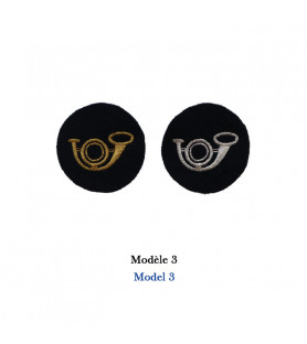 Hunting horn embroidered insignia for beret - model 3