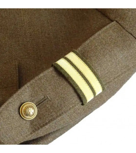2 passants d'épaule avec grade pour lieutenant sur drap de fond kaki France 1940
